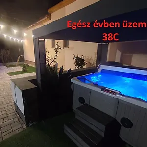 Apartament Emmabella, Eger
