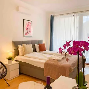  Apartament Opera Węgry